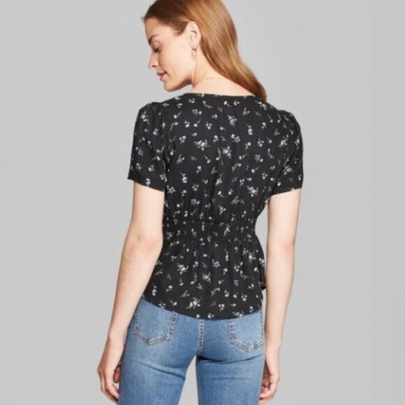 2/$30 Wild Fable Floral Print Pattern Peplum Ruffle Short Sleeve Top Blouse - Picture 7 of 7